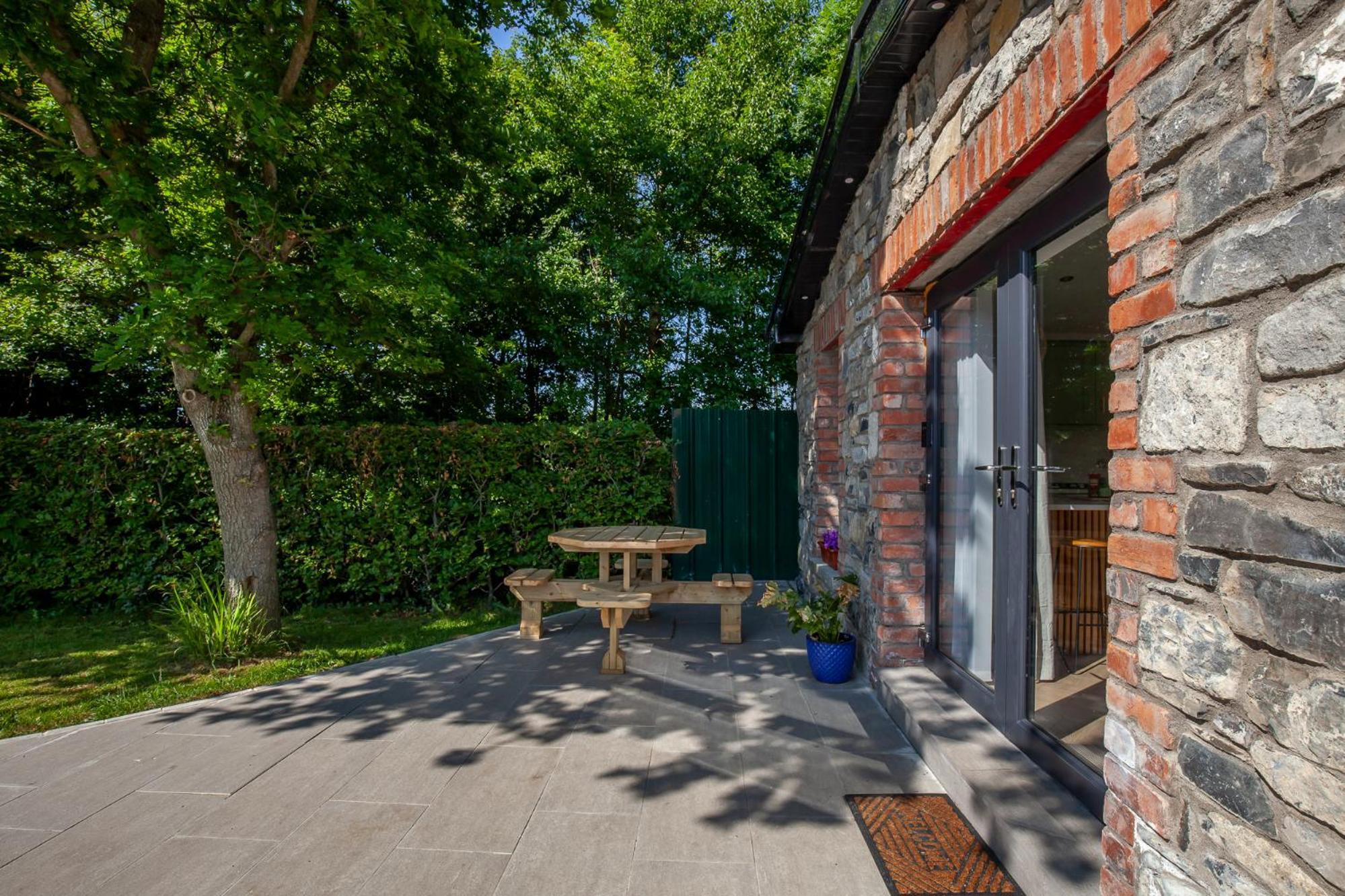 Modern Space 20 Minutes From Airport Appartement