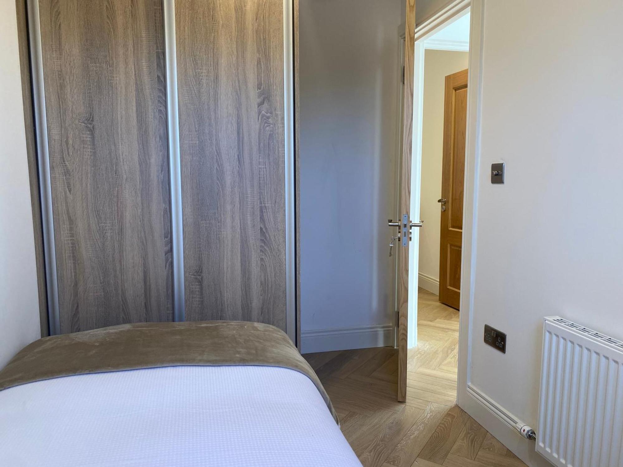 Appartement Modern Space 20 Minutes From Airport *